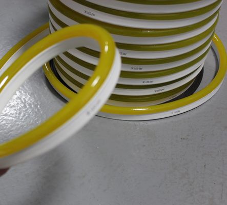 中国工場直線 最高品質の防水IP65 LEDネオンフレックス 黄色い色ジャケット pvcネオンロープ